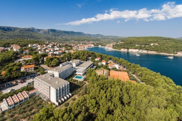 OTOK HVAR, JELSA, HOTEL HVAR 3*** - organiziran prijevoz