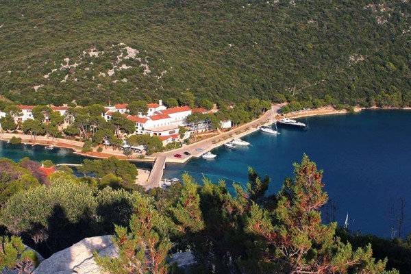 OTOK LASTOVO, HOTEL SOLITUDO 3*** - organizirani prijevoz